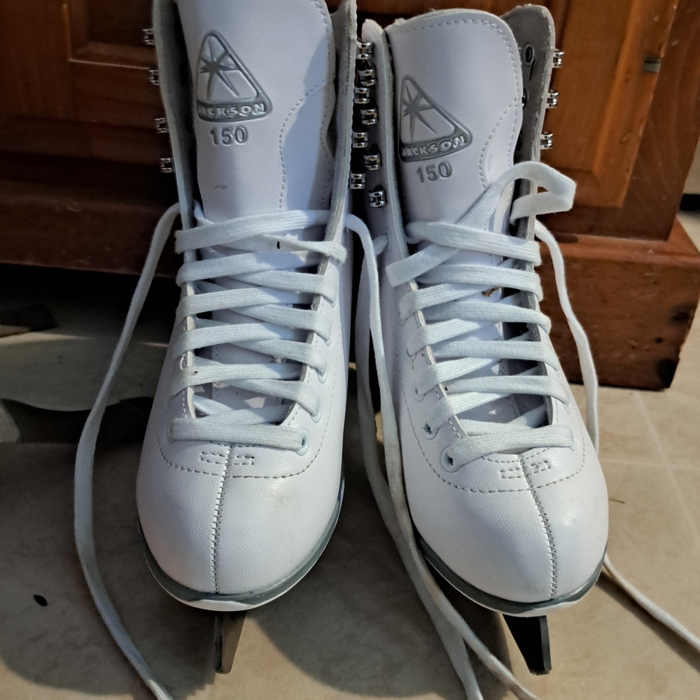 Jackson Ultima White Ice Skates (5)